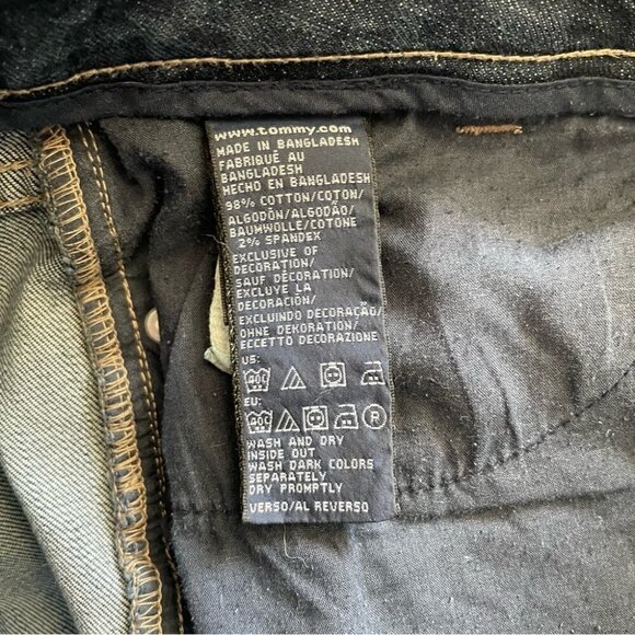 Tommy Hilfiger • Medium Rise Straight Leg Dark Wash Jeans - Picture 7 of 11